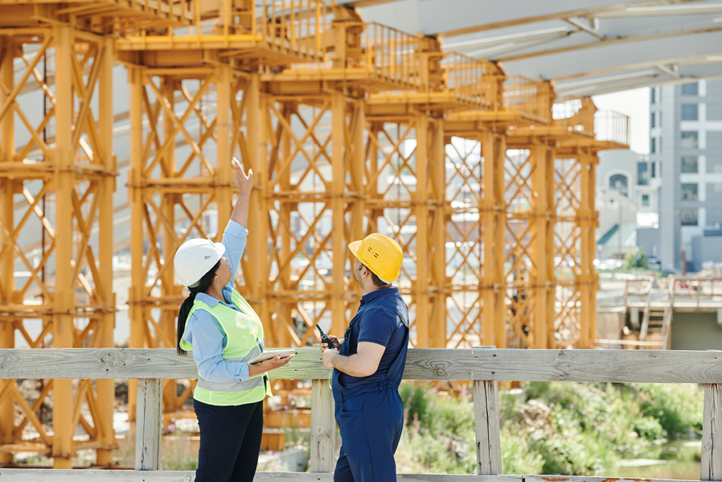 Becoming a project manager via college