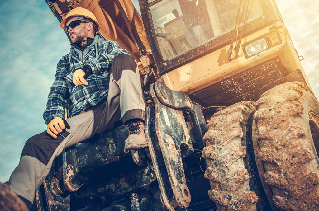 How do I become a heavy equipment operator